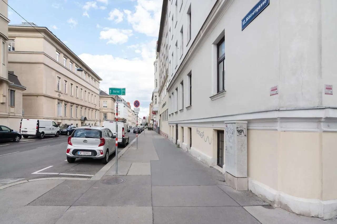 Ferienwohnung Der Fuchsbau - Neu, kuschelig und zentral im Grünen Wien Apartment
