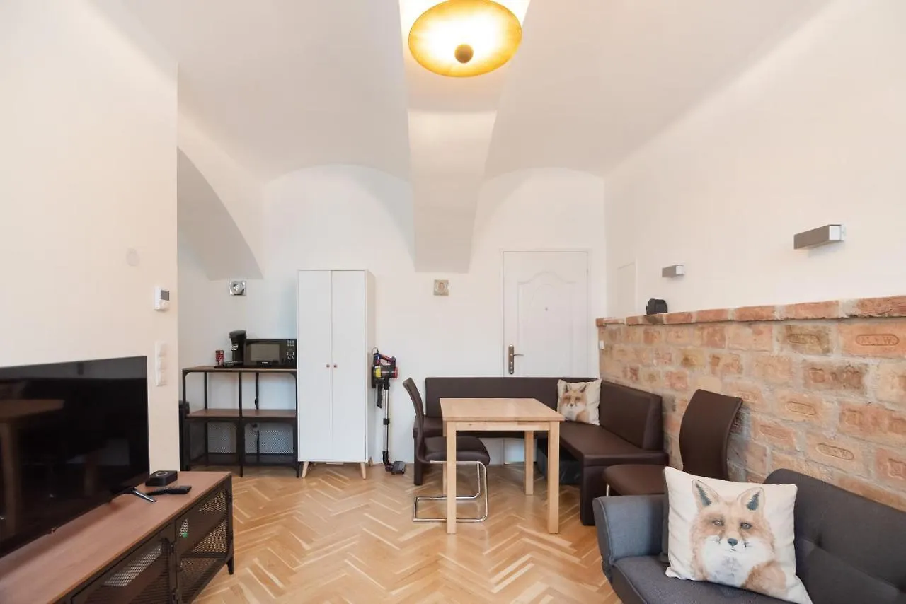 Ferienwohnung Der Fuchsbau - Neu, kuschelig und zentral im Grünen Wien 0*,
