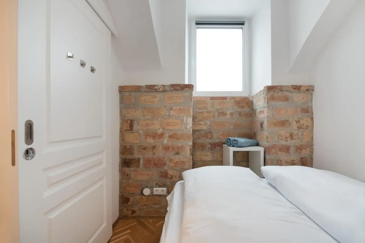 Apartment Ferienwohnung Der Fuchsbau - Neu, kuschelig und zentral im Grünen Wien