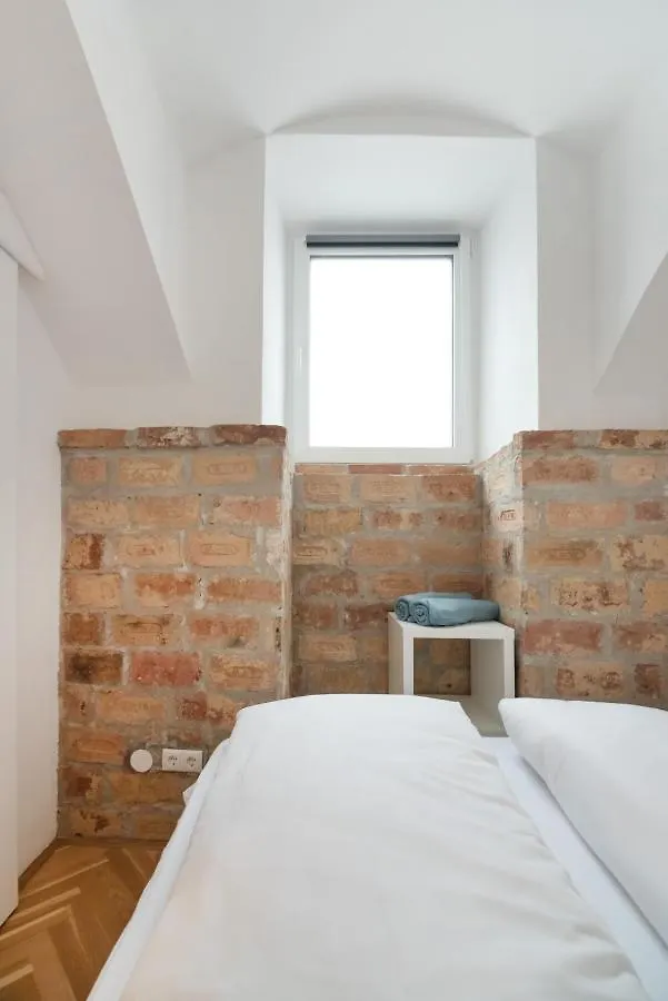 Apartment Ferienwohnung Der Fuchsbau - Neu, kuschelig und zentral im Grünen Wien